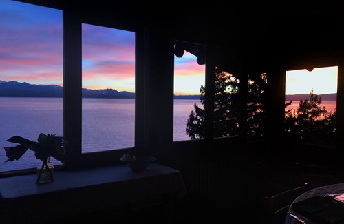 San Carlos de Bariloche House | Historic Bariloche Lake with a Private waterfront