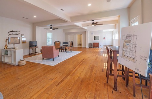 Wesley Heights Cottage | Historic Carriage House in Wesley Heights