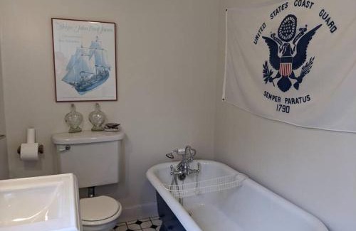 Point Arena House | Historic Coast Guard House and Cottages