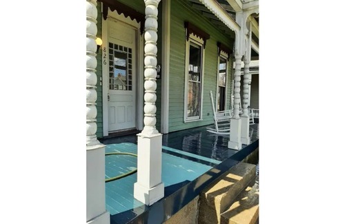 Chatham-Arch House | Historic Comfort, Steps from The Bottleworks District.