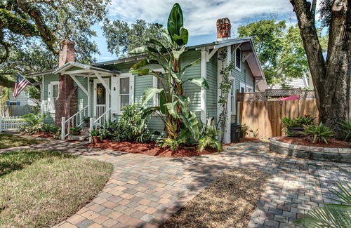 Sanford Cottage | Historic Cottage, super clean, comfortable and well equipped.