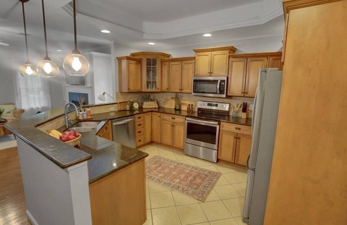 Chambersburg House | Historic Creekside Townhome in Chambersburg