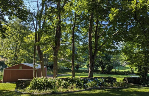 Easton House | Historic Designer City Getaway