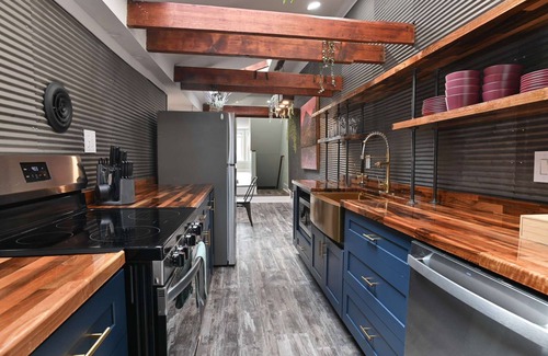 Harrisburg - Hershey Apartment | Historic Downtown Loft