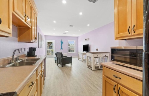 Historic Downtown Apalachicola Apartment | Historic Downtown Apalachicola B
