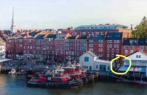 Portsmouth Condo | Historic Downtown Water-view Loft on Ceres Street