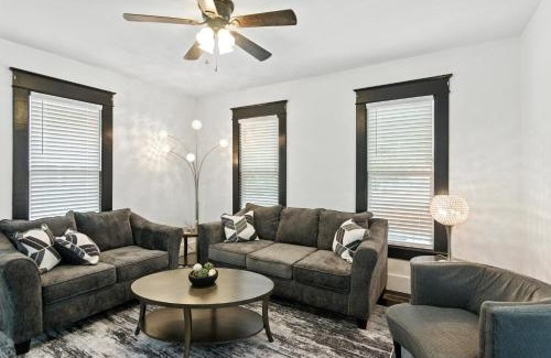 Elizabeth City House | Historic Elegance in the Heart of Elizabeth City home
