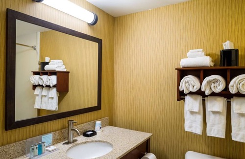 Selinsgrove Hotel | Historic Elegance Meets Modern Conveniences in Selinsgrove | 2 Units