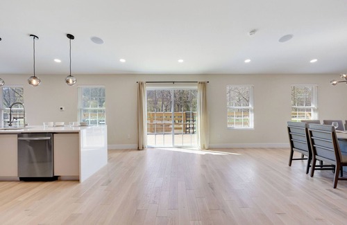 Kintnersville House | Historic Estate on a Serene Pond, Complete with Sauna, Jacuzzi, and Playground
