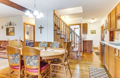 Kearney House | Historic Farmhouse on 7 Acres w/Stellar View!