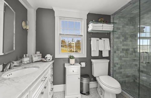 Leeds Other | Historic farmhouse w/private Catskill Creek access. Close to skiing and hiking.