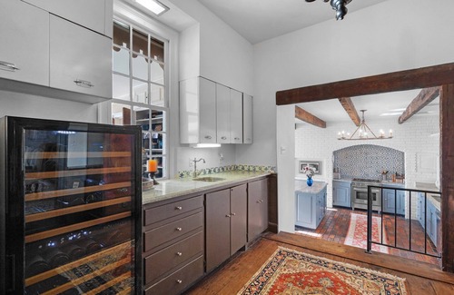 Chapel Hill House | Historic Gem, Steps from UNC & on Franklin St