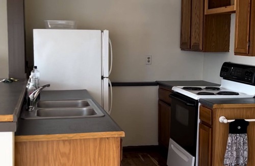Ashtabula Apartment | Historic Harbor & Bascule Bridge view apartment