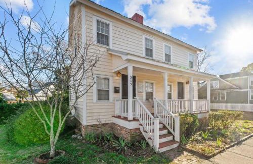 New Bern House | Historic Hartsfield House