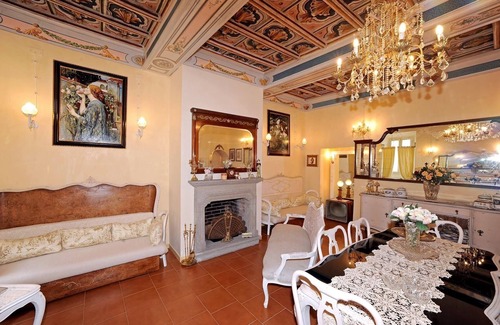 Soriano nel Cimino Apartment | Historic house with a view in Soriano nel Cimino