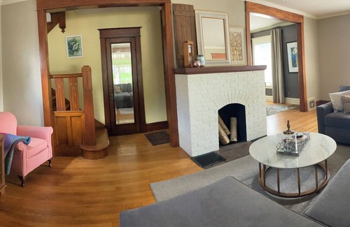Mishawaka House | Historic Home - 15 minutes from ND/SMC