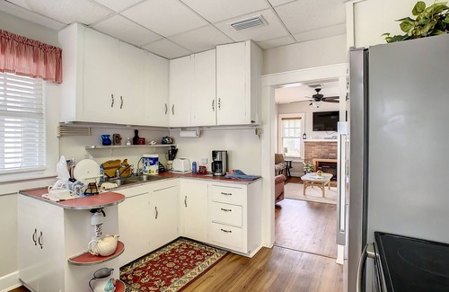 Venice House | Historic Home Next to the Island w/Private Hot Tub and Pet Friendly
