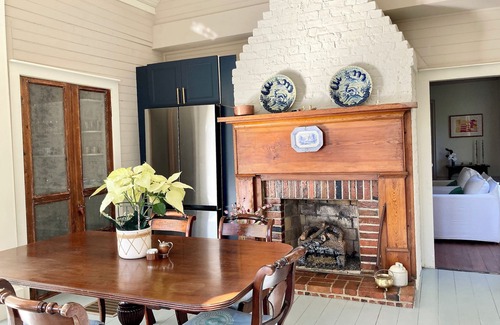 Greensboro House | Historic house in Greensboro, Lake Oconee, Augusta with all modern amenities.