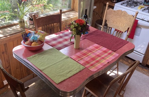 Eldora House | Historic Log Cabin in Eldora! 10 minutes to Ski Area!