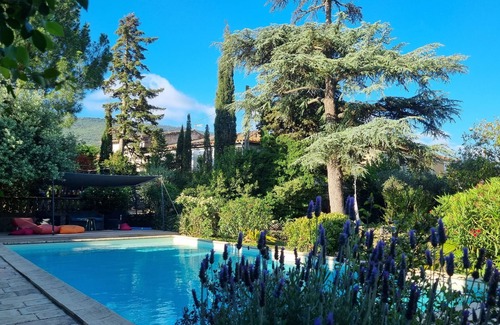 Barbaira House | Historic maison de maître 2 bedroom apt with AC in Barbaira close to Carcassonne