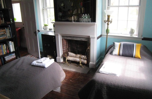 Higganum Bed & Breakfast | Historic Mansion 1841 - The listed price is per Bedroom