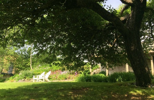 Port Clyde Cottage | Historic Oceanfront Maine Village Year-Round Retreat, Gameroom + Water Access