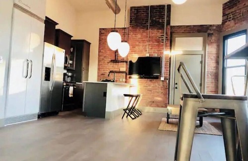 Over-the-Rhine Condo | Historic Penthouse Style Loft in OTR, Parking Included