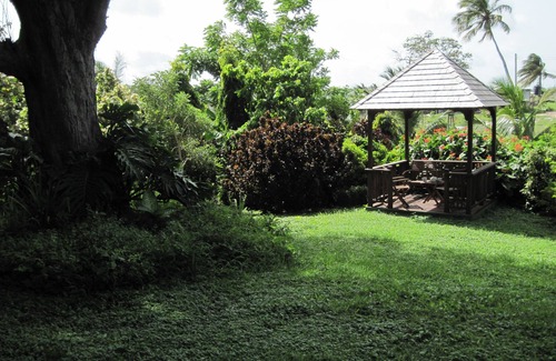 Ragged Point House | Historic Plantation House in Beautiful Tropical Garden Setting
