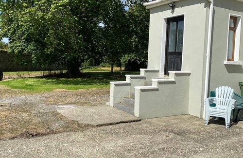 Ballylongford Cottage | Historic Renovated Cottage: Wild Atlantic Way