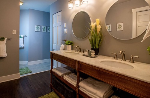 Wildwood Apartment | Historic Riverfront 2 Bedroom 2 Bath - Rustic Charm!