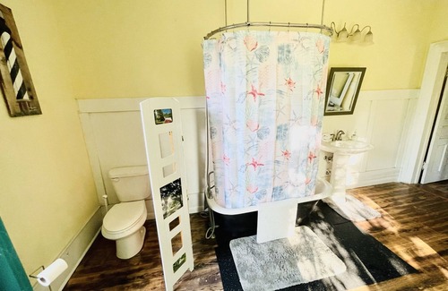 Magnolia Bed & Breakfast | Historic suite 3