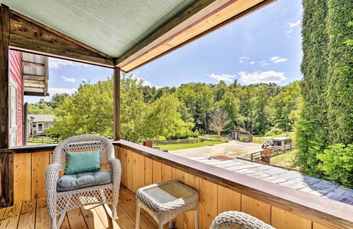 Wallburg House | Historic Winston-Salem Guest Barn on Farm!