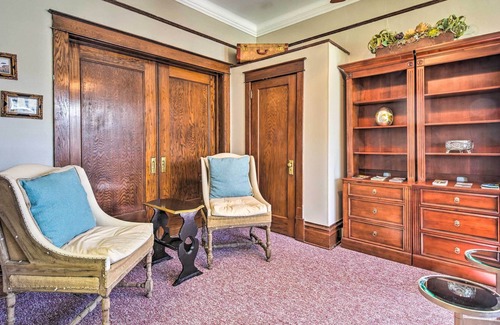 Historic Downtown Bedford Apartment | Historical Getaway w/ Porch, Walk to Dtwn & River!