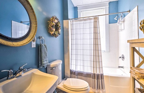 Historic Downtown Bedford Apartment | Historical Getaway w/ Porch, Walk to Dtwn & River!