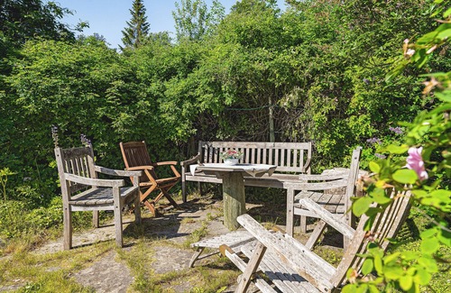 Tromso Apartment | Historical villa in city center