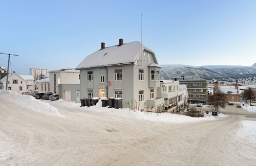 Tromso Apartment | Historical Villa in the city center