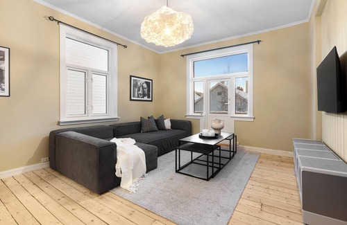 Tromso Apartment | Historical Villa in the city center