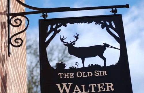 New Forest District House | History + Luxury Eco House in The New Forest