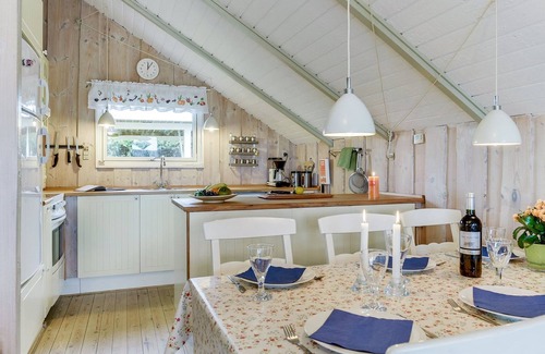 Næs House | "Hjalmine" - 250m from the sea by Interhome