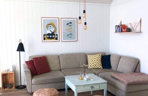 Stamsund Cabin | Hjellebua - Stamsund, in the heart of Lofoten