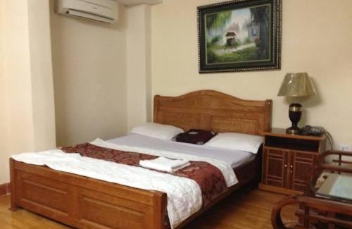 Yen Phu Apartment | Hoàng Gia Hotel -150 Nghi Tàm HN - by BAY LUXURY