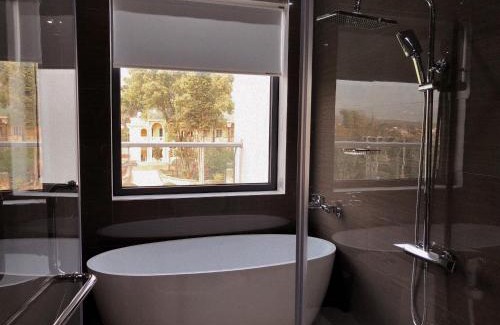 Na Tchiang Hotel | Hoàng Liên Plaza