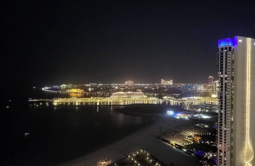 Dubai Marina Hostel | Hostel ∙ 8 guests
