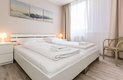 Hackenbroich Apartment | HÖ01 large apartment with dryer and washing machine