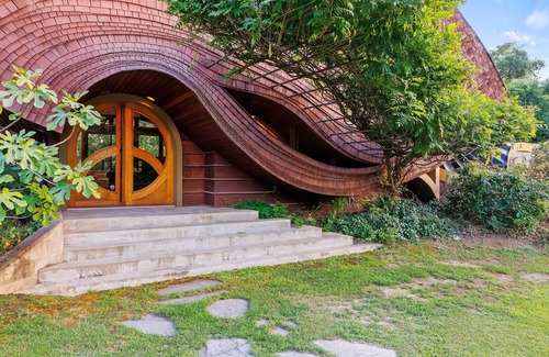 Sanger House | Hobbit House at Collins Creek
