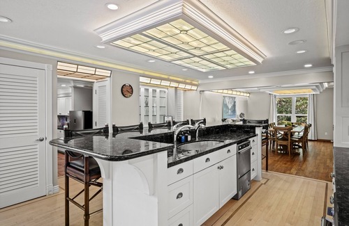 Layton House | Hobbs Mill | Theatre | Ping Pong | Pet-Friendly