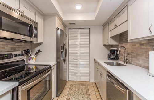 Saint Simons Island Condo | Hodnett Cooper's Beach Club