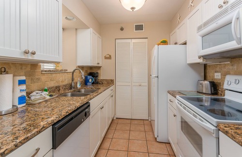 Saint Simons Island Condo | Hodnett Cooper's Beach Club