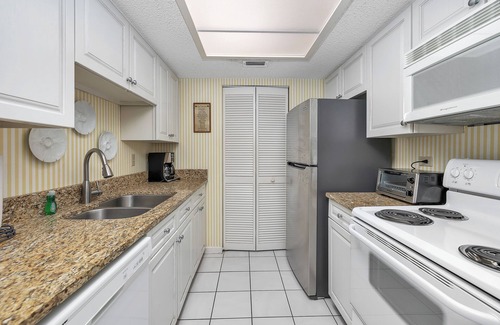 Saint Simons Island Condo | Hodnett Cooper's Beach Club
