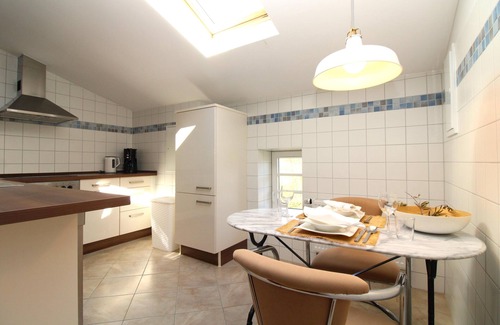 Kroepelin Apartment | Hof Dornbusch WE 2: for 4 persons/approx. 72 m² or optionally 104 m²